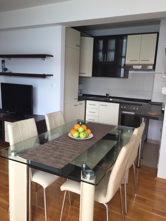 Apartments Villa Plaza Трогир Экстерьер фото