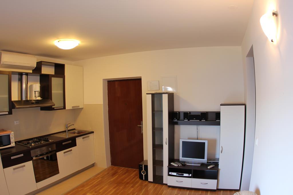 Apartments Villa Plaza Трогир Экстерьер фото