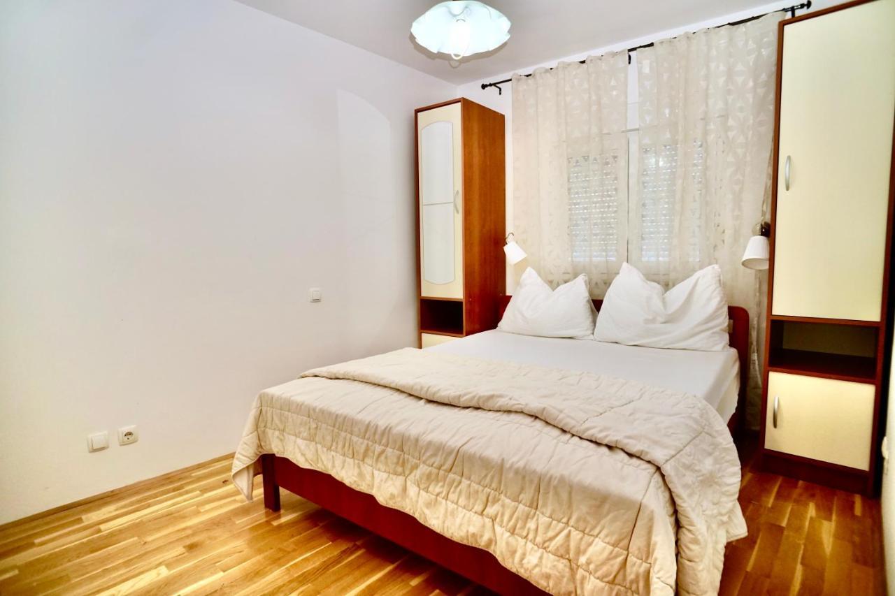 Apartments Villa Plaza Трогир Экстерьер фото