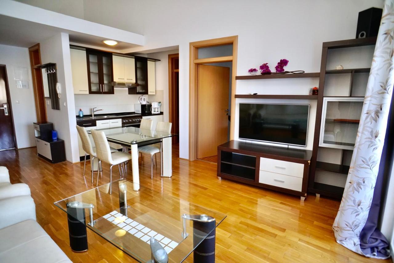 Apartments Villa Plaza Трогир Экстерьер фото