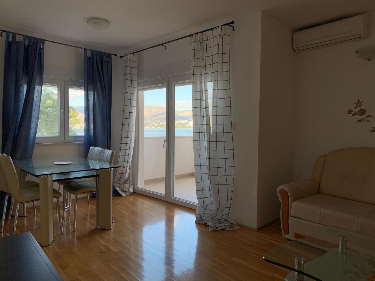 Apartments Villa Plaza Трогир Экстерьер фото